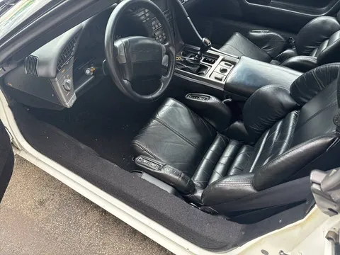 1990 Chevrolet Corvette C4 - Image 4 of 13