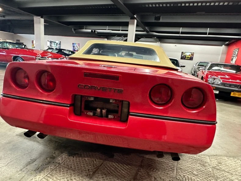 1990 Chevrolet Corvette C4 - Image 11 of 20