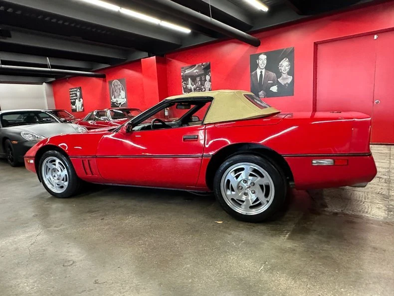 1990 Chevrolet Corvette C4 - Image 18 of 20