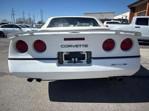 1990 Chevrolet Corvette C4 - Image 4 of 17