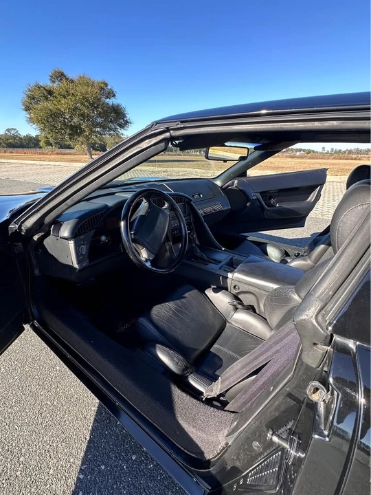 1990 Chevrolet Corvette C4 - Image 2 of 11