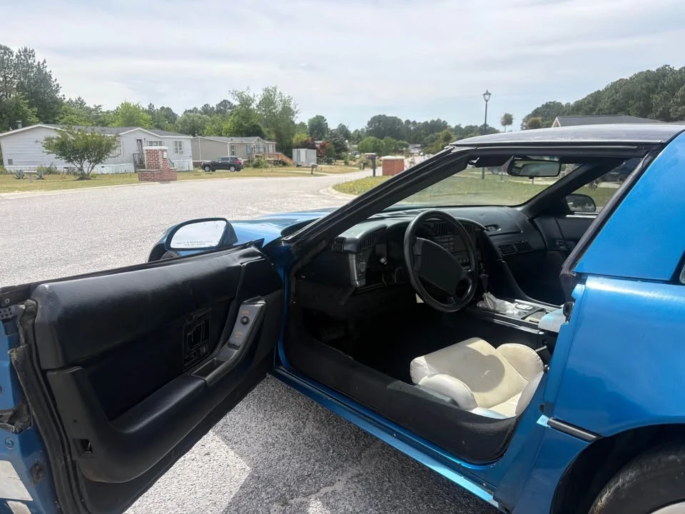 1990 Chevrolet Corvette C4 - Image 8 of 13
