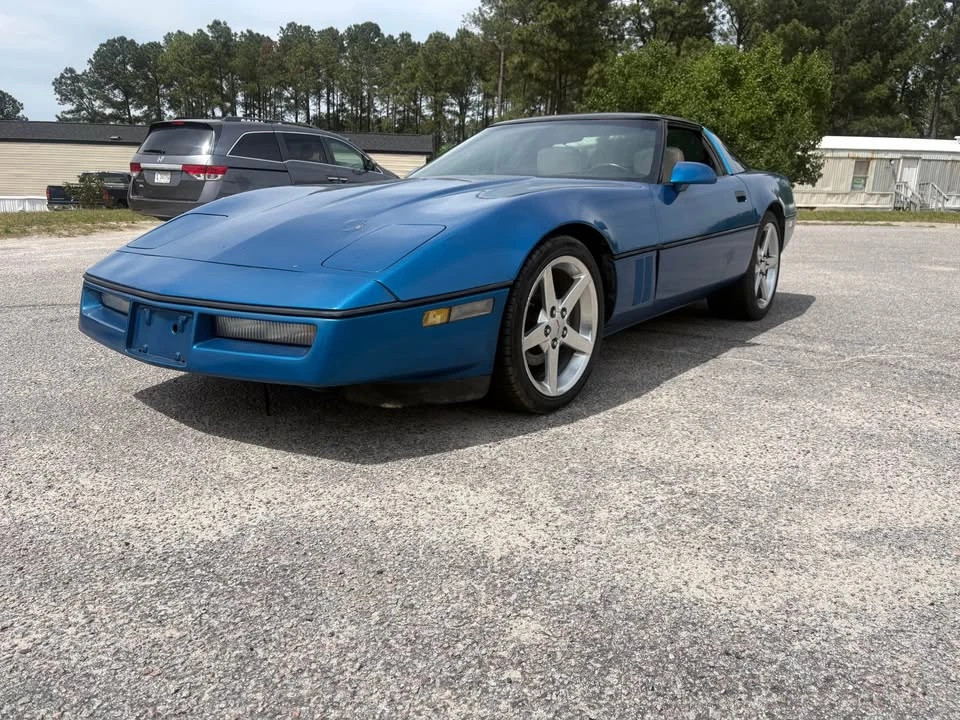 1990 Chevrolet Corvette C4 - Image 2 of 13
