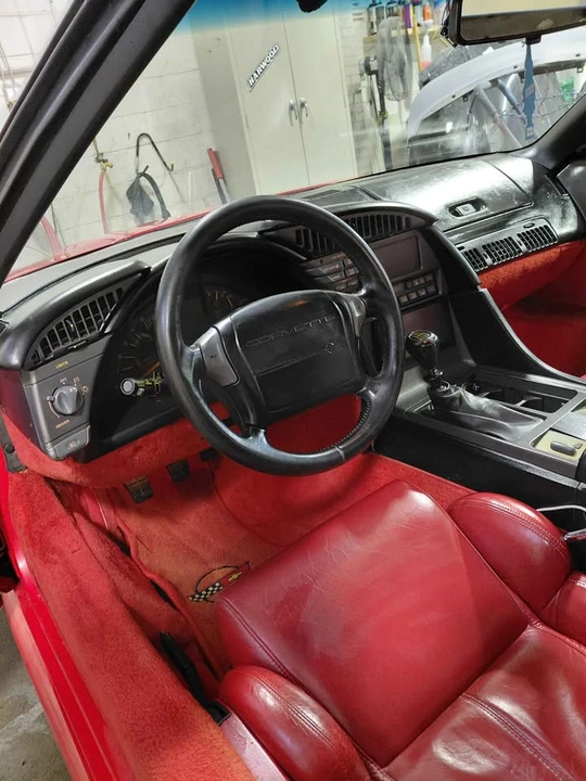 1990 Chevrolet Corvette C4 - Image 12 of 13