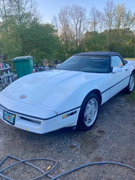 1990 Chevrolet Corvette C4 - Image 1 of 4