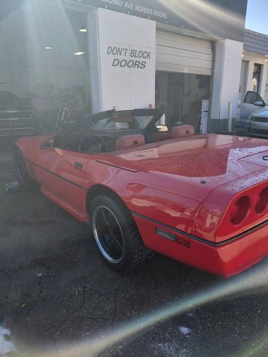 1990 Chevrolet Corvette C4 - Image 2 of 15