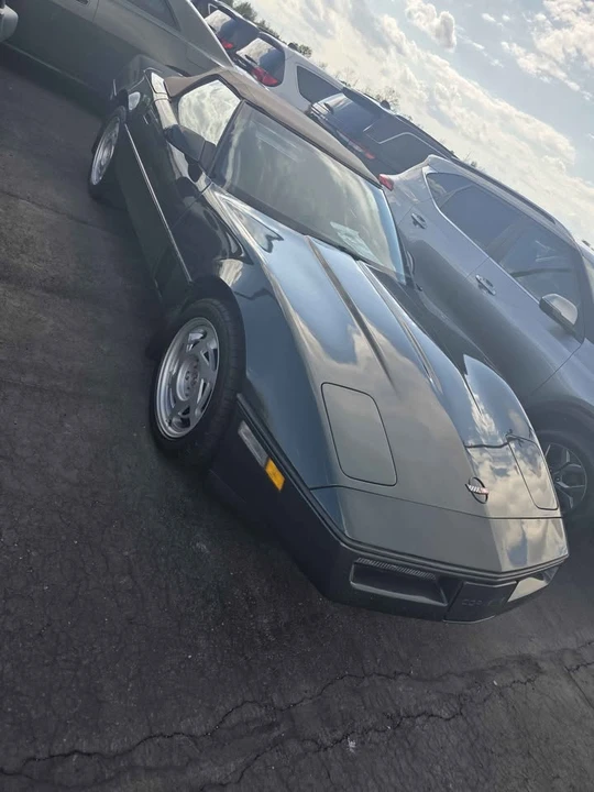 1990 Chevrolet Corvette C4 - Image 2 of 8