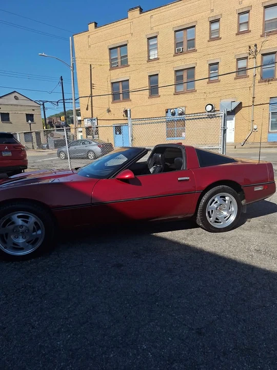 1990 Chevrolet Corvette C4 - Image 4 of 11
