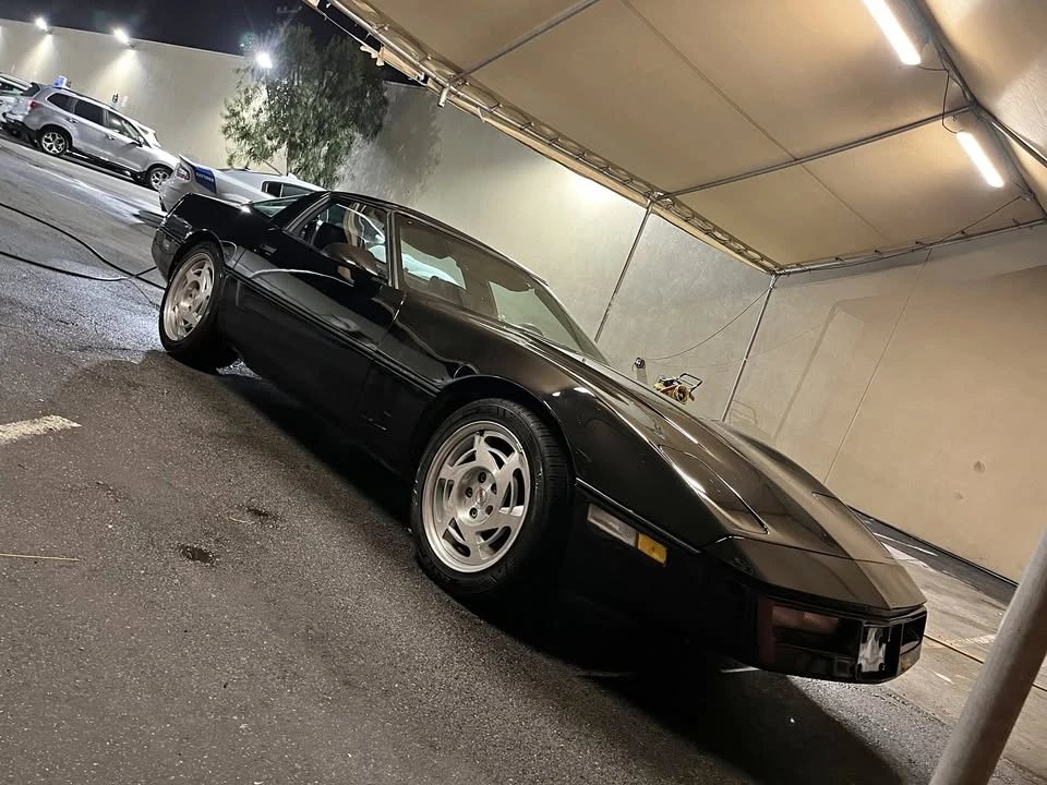 1990 Chevrolet Corvette C4 - Image 1 of 4