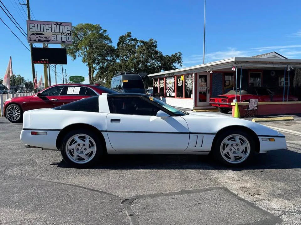 1990 Chevrolet Corvette C4 - Image 9 of 18