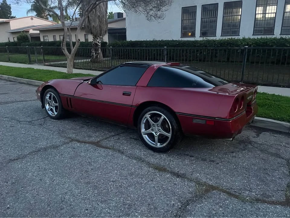 1990 Chevrolet Corvette C4 - Image 6 of 15