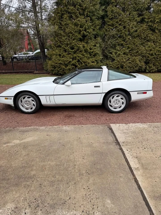 1990 Chevrolet Corvette C4 - Image 3 of 20