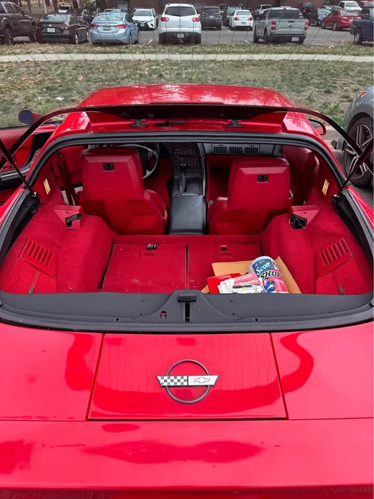 1990 Chevrolet Corvette C4 - Image 8 of 9