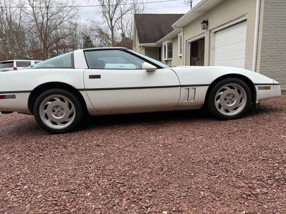 1990 Chevrolet Corvette C4 - Image 7 of 20