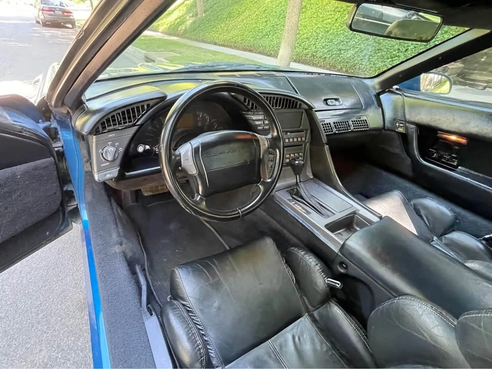 1990 Chevrolet Corvette C4 - Image 11 of 16