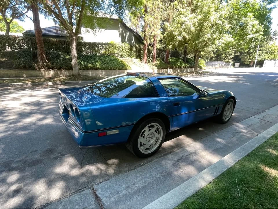 1990 Chevrolet Corvette C4 - Image 4 of 16