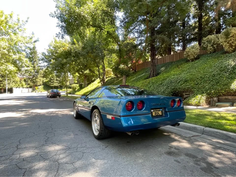 1990 Chevrolet Corvette C4 - Image 2 of 15
