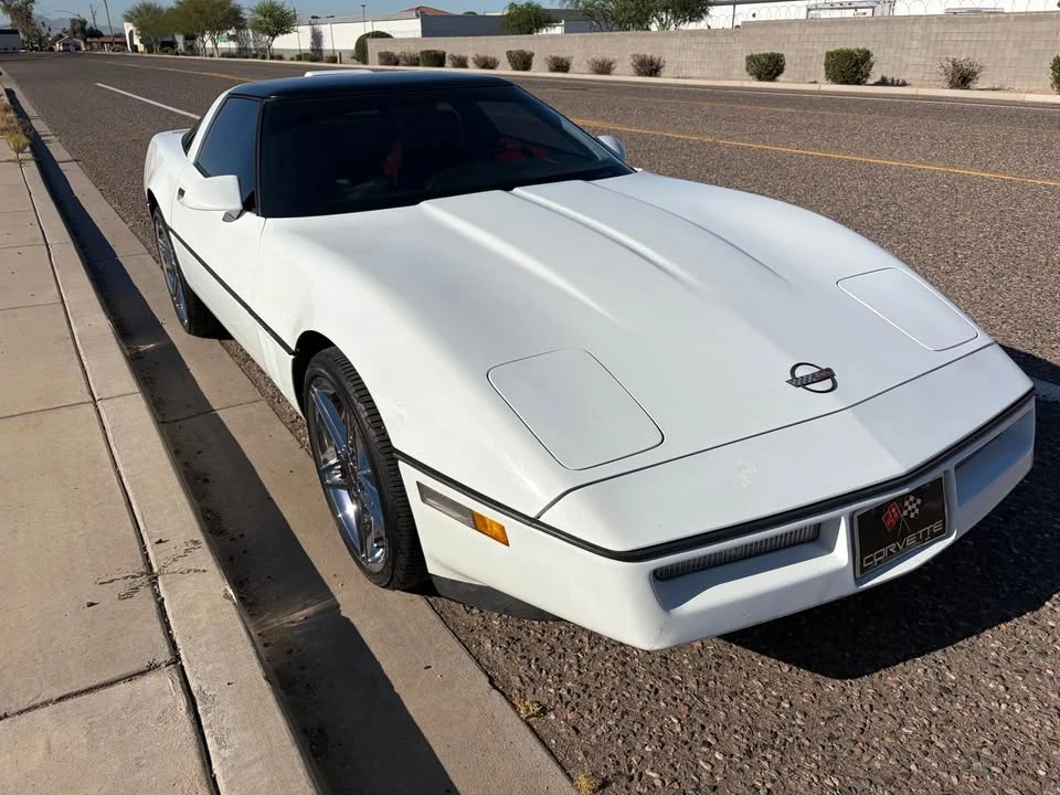 1990 Chevrolet Corvette C4 - Image 11 of 12