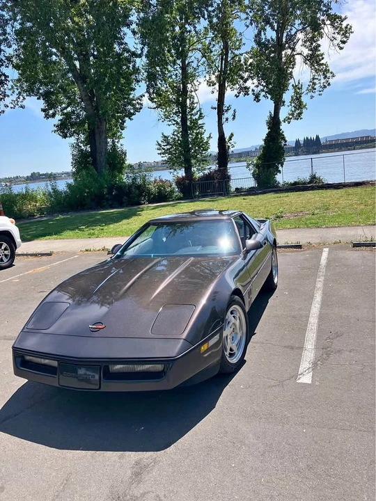 1990 Chevrolet Corvette C4 - Image 1 of 5