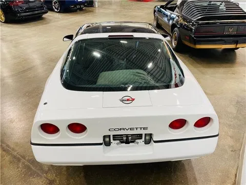 1990 Chevrolet Corvette C4 - Image 3 of 15