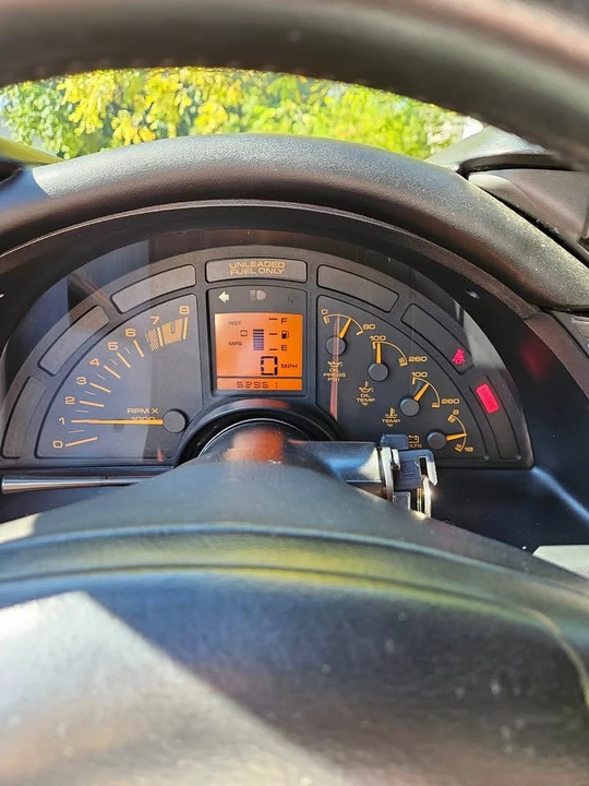 1990 Chevrolet Corvette C4 ZR1 - Image 5 of 13