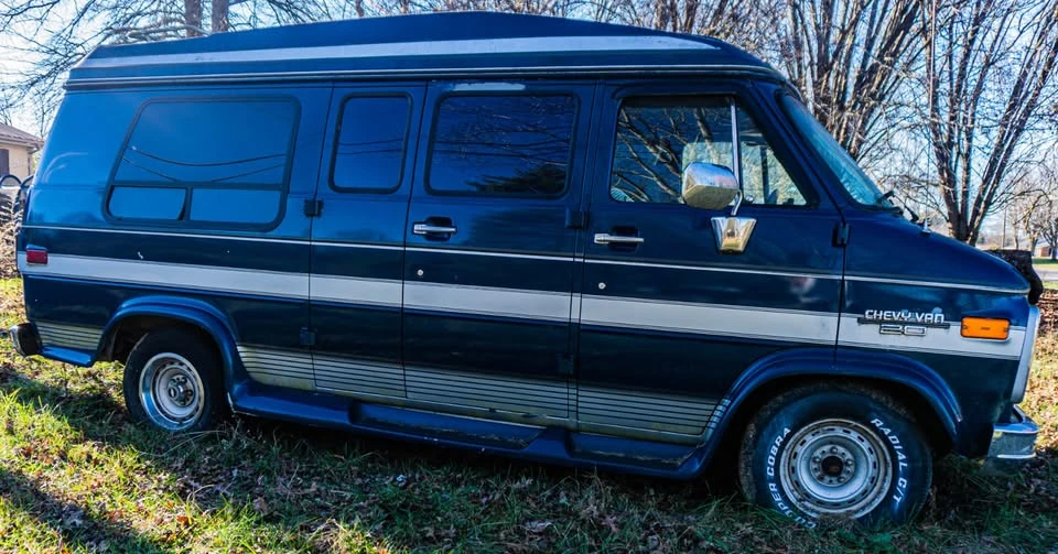 1990 Chevrolet G-Series Van - Image 5 of 17