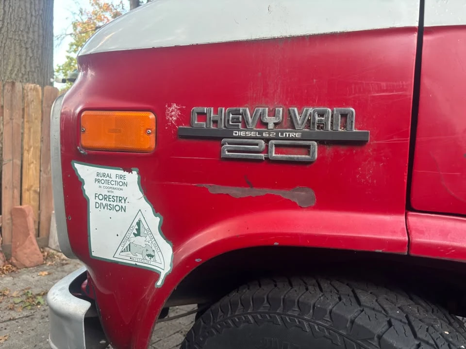 1990 Chevrolet G-Series Van - Image 2 of 8