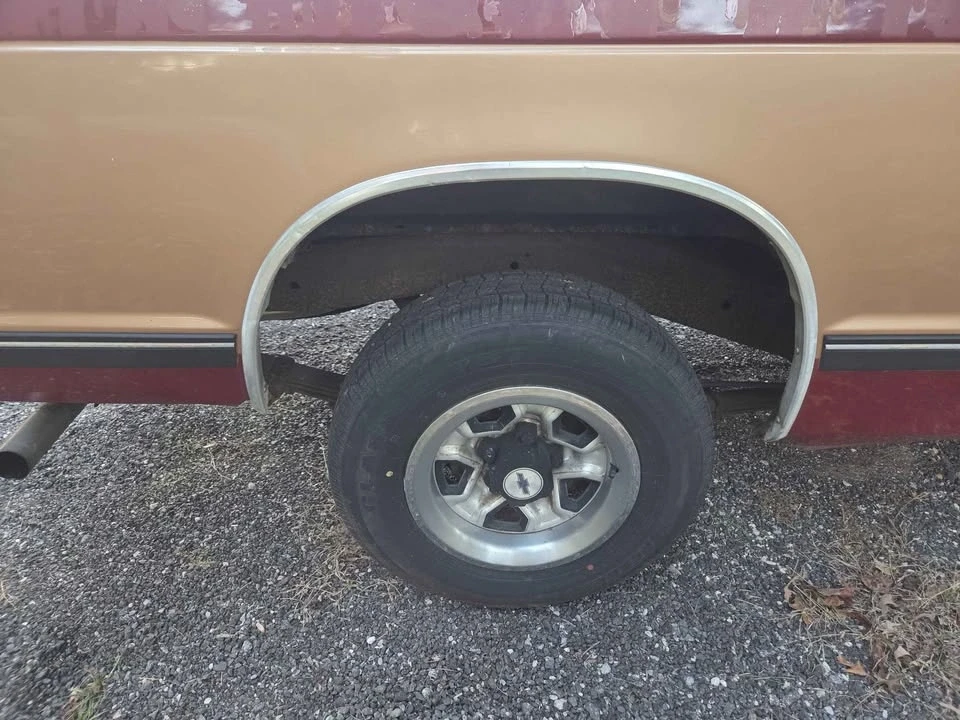 1990 Chevrolet S-10 - Image 5 of 17
