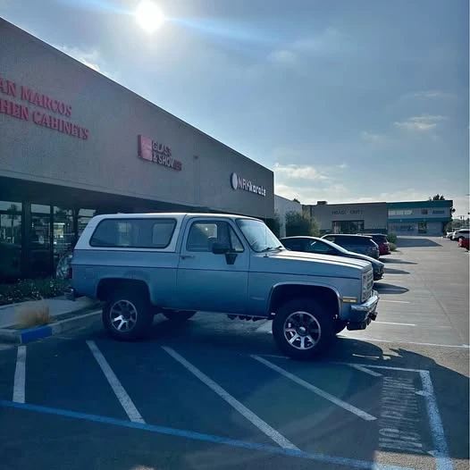1990 Chevrolet K5 Blazer 2nd Gen - Image 1 of 1