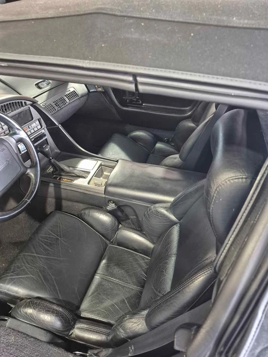 1990 Chevrolet Corvette C4 - Image 6 of 10