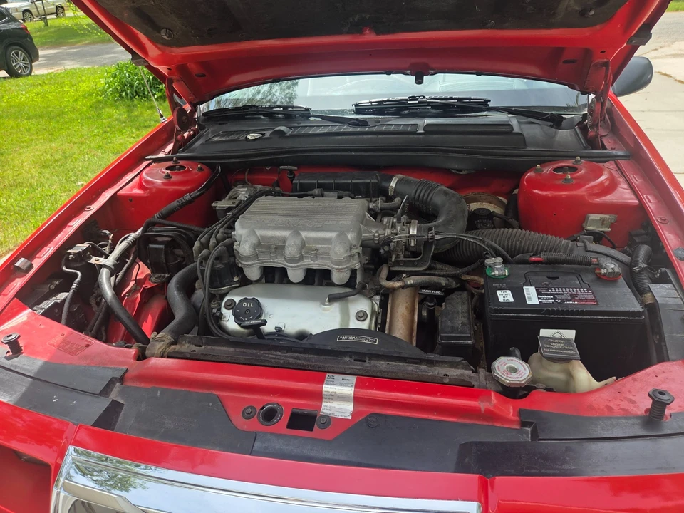 1990 Chrysler LeBaron - Image 4 of 12