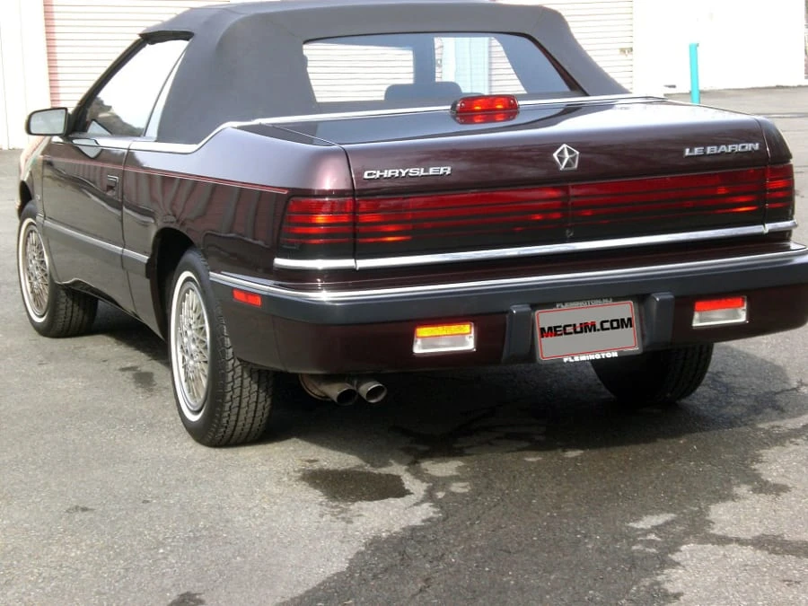 1990 Chrysler LeBaron - Image 2 of 9