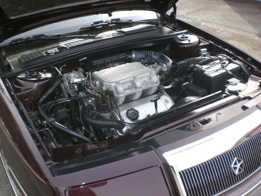1990 Chrysler LeBaron - Image 5 of 9