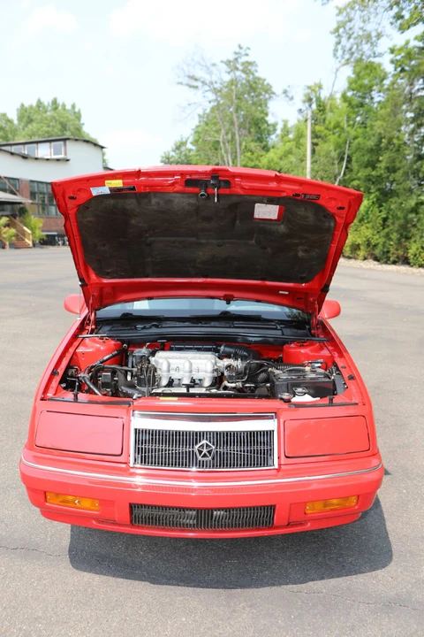 1990 Chrysler LeBaron - Image 14 of 16