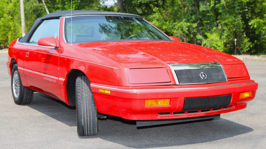 1990 Chrysler LeBaron - Image 4 of 16