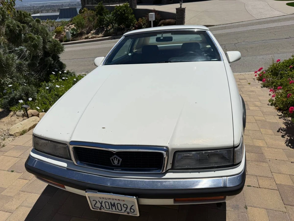 1990 Chrysler TC by Maserati - Image 2 of 18
