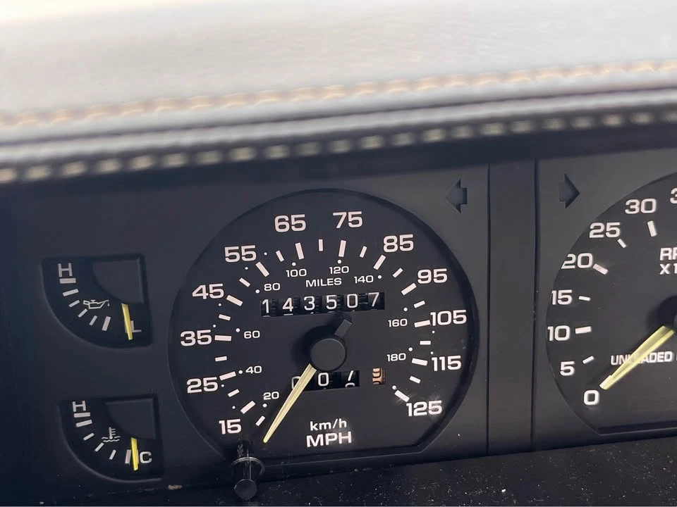 1990 Chrysler TC by Maserati - Image 6 of 6