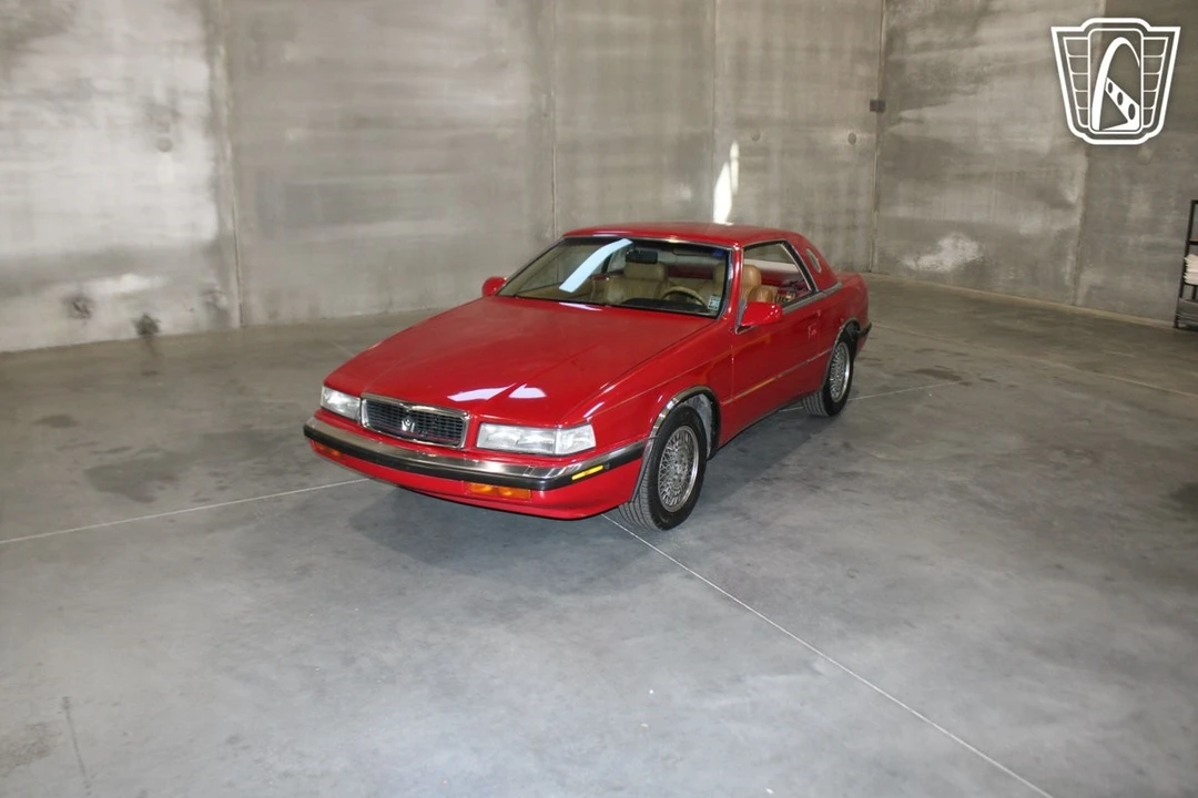 1990 Chrysler TC by Maserati - Image 12 of 21