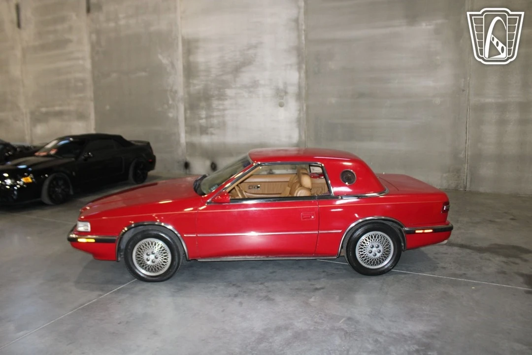 1990 Chrysler TC by Maserati - Image 13 of 21