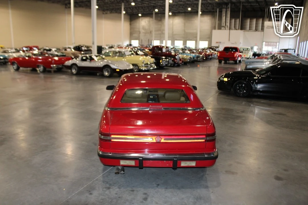 1990 Chrysler TC by Maserati - Image 15 of 21