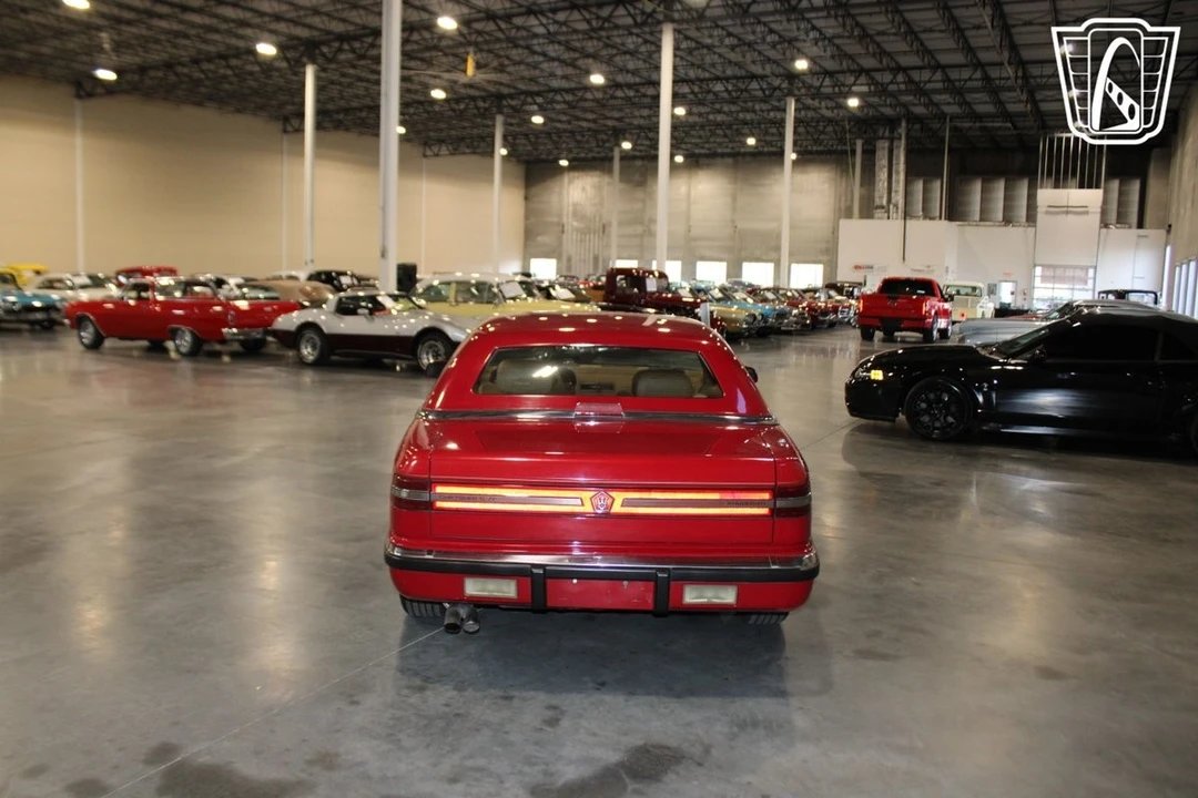 1990 Chrysler TC by Maserati - Image 7 of 21