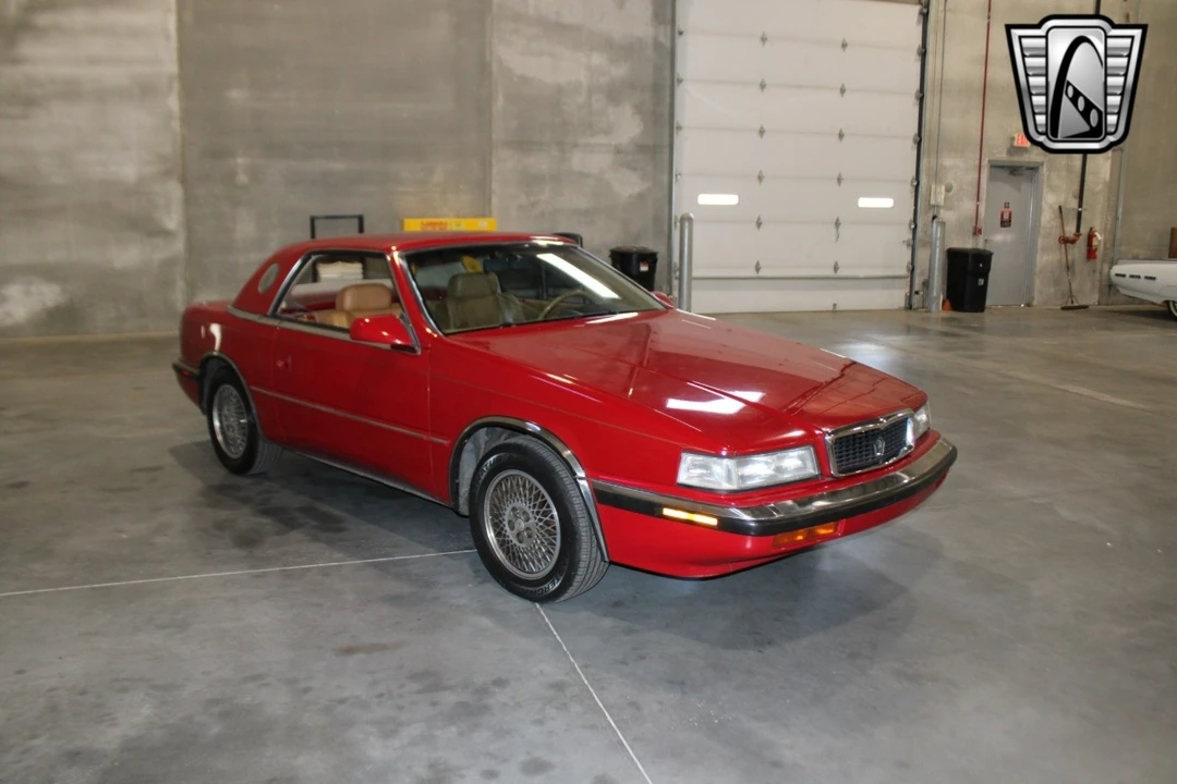 1990 Chrysler TC by Maserati - Image 7 of 12