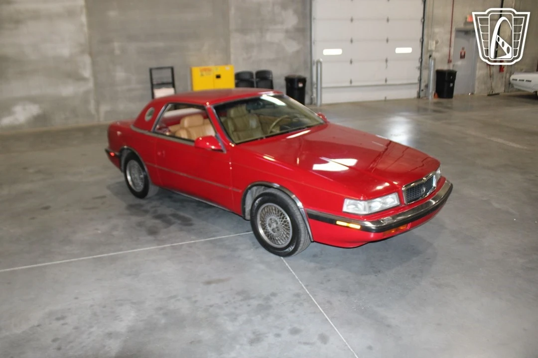 1990 Chrysler TC by Maserati - Image 18 of 21