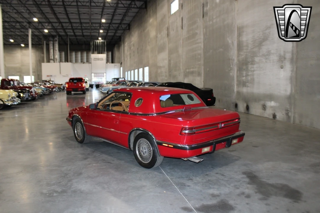 1990 Chrysler TC by Maserati - Image 4 of 12