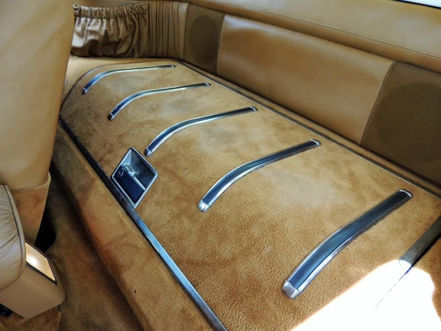 1990 Chrysler TC by Maserati - Image 7 of 12
