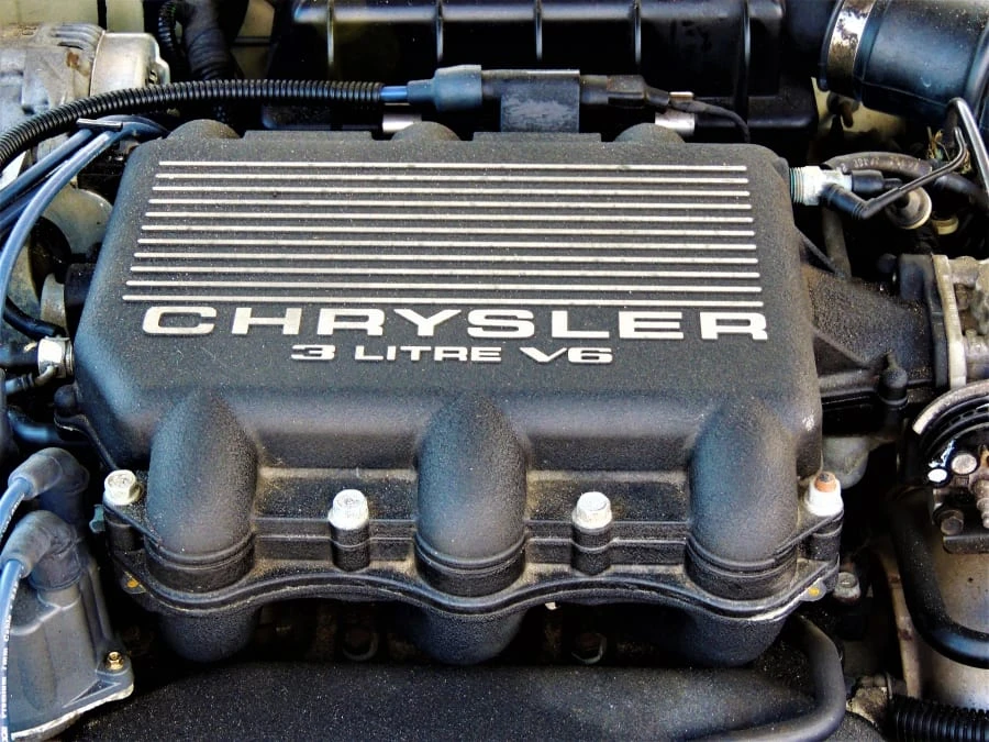 1990 Chrysler TC by Maserati - Image 9 of 12