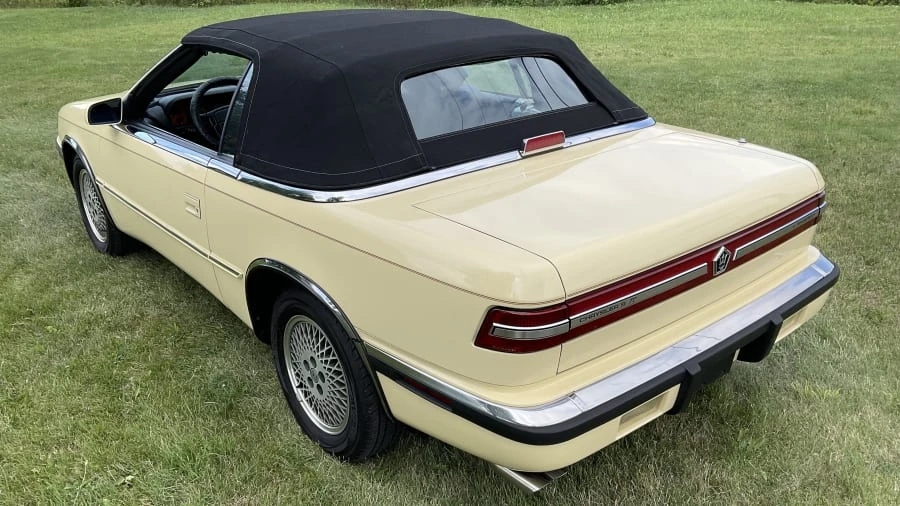1990 Chrysler TC by Maserati - Image 6 of 13