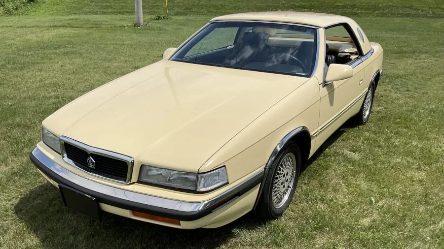 1990 Chrysler TC by Maserati - Image 7 of 13