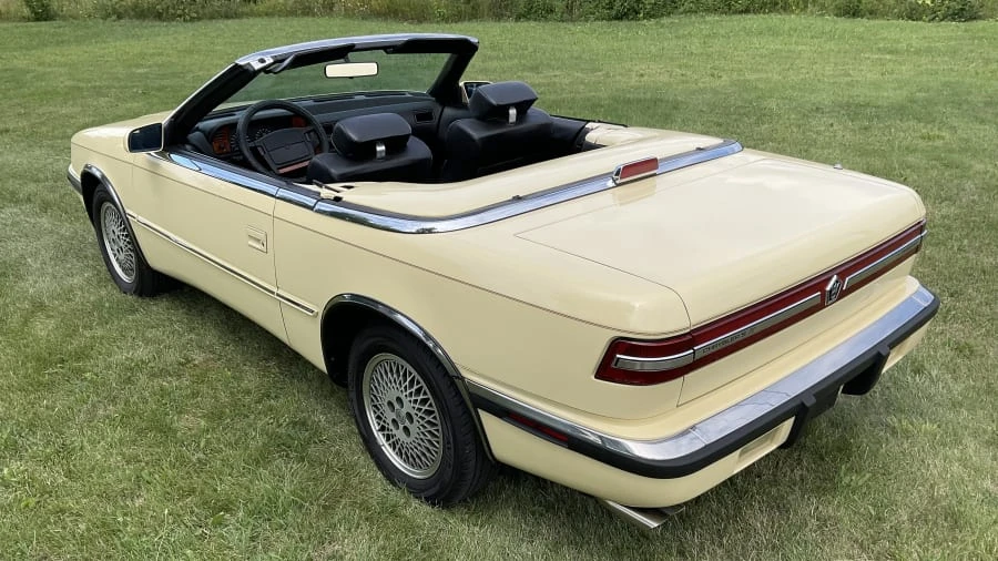 1990 Chrysler TC by Maserati - Image 3 of 13