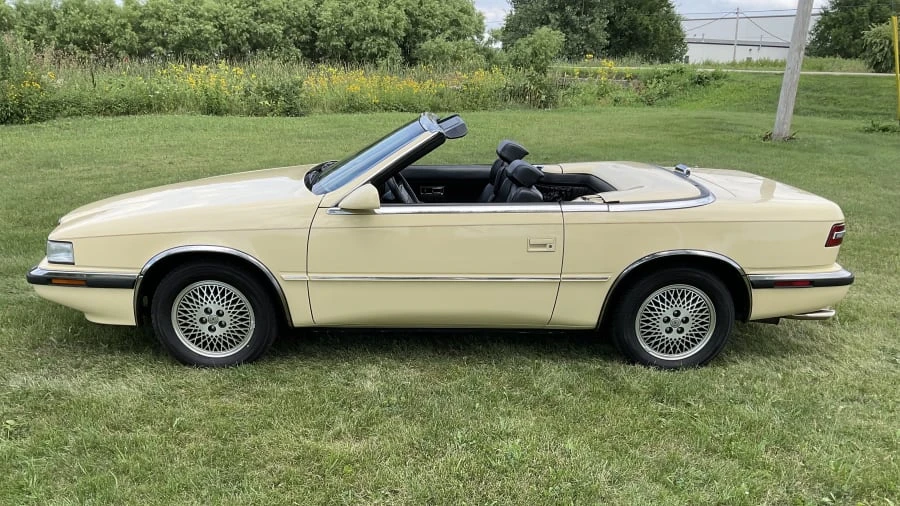 1990 Chrysler TC by Maserati - Image 2 of 13